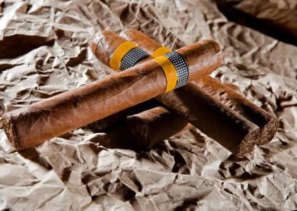 tips-on-maintaining-optimal-conditions-for-cigar-aging